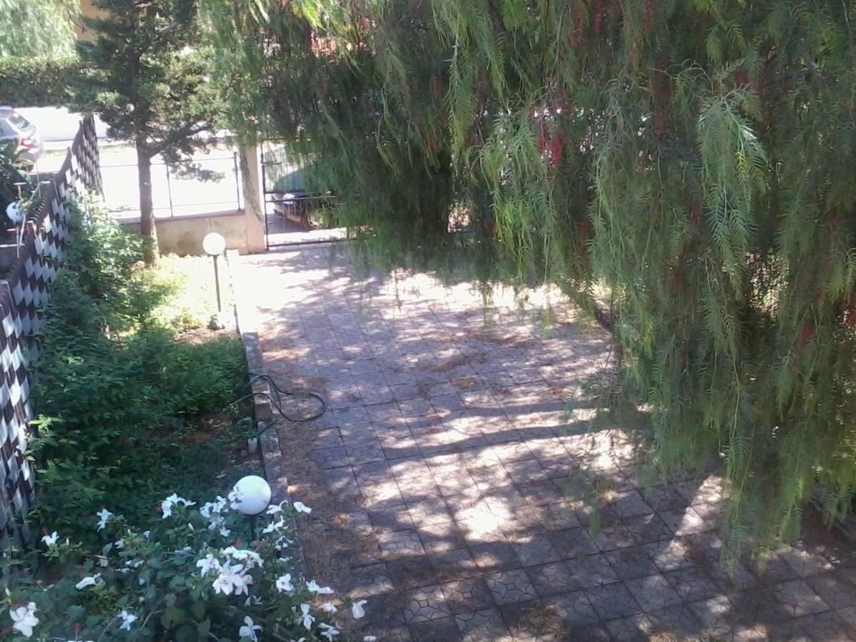 فندق Mandra Capreriaفي  Sperone المظهر الخارجي الصورة
