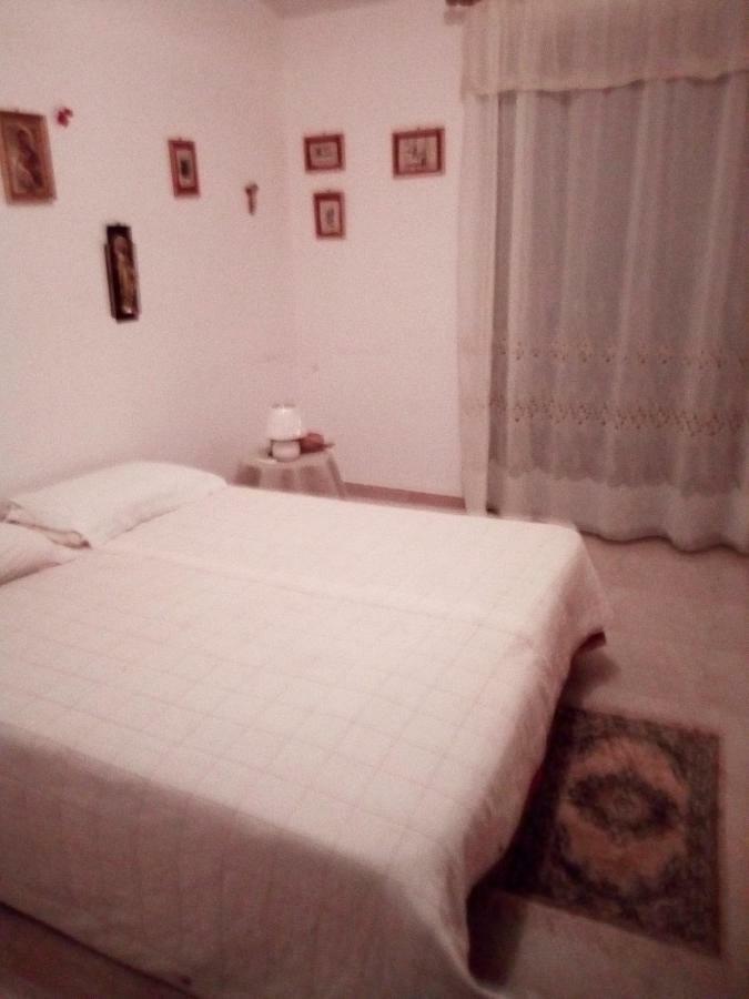 فندق Mandra Capreriaفي  Sperone المظهر الخارجي الصورة